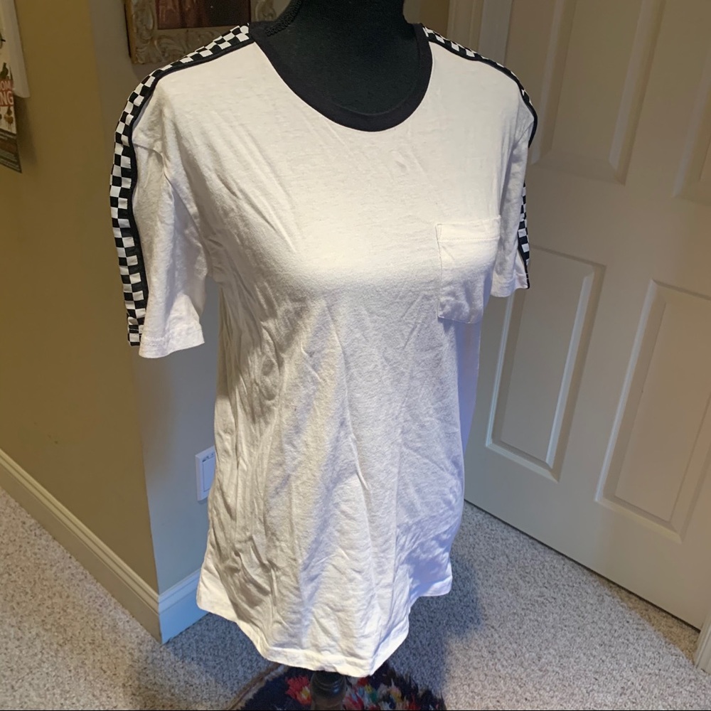 Checkered Tee - Picture 4 of 7
